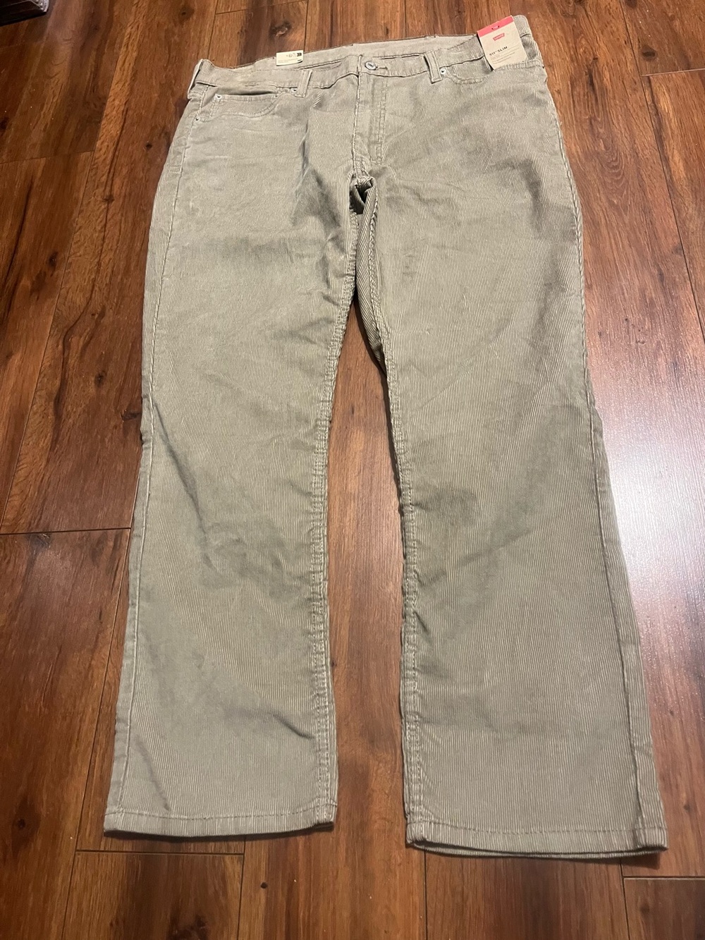 Levi's 511 slim Men's Corduroy Pants in Beige 38x30